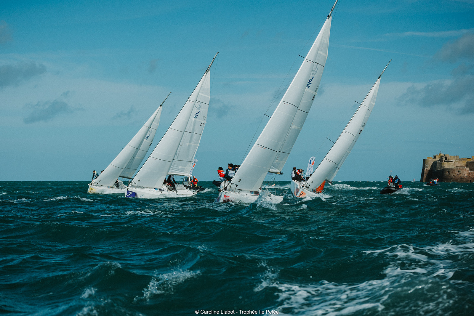 Surf et sensations fortes dans la rade !